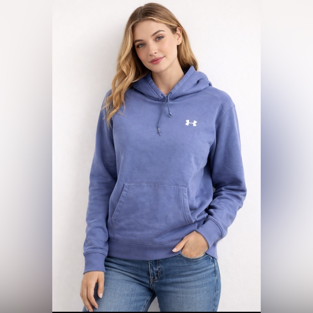 Under Armour Women's Blue  Pull Over Hoodie Sweater.   Size-X-Large